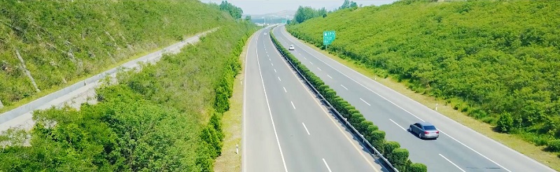 高速公路边坡绿化